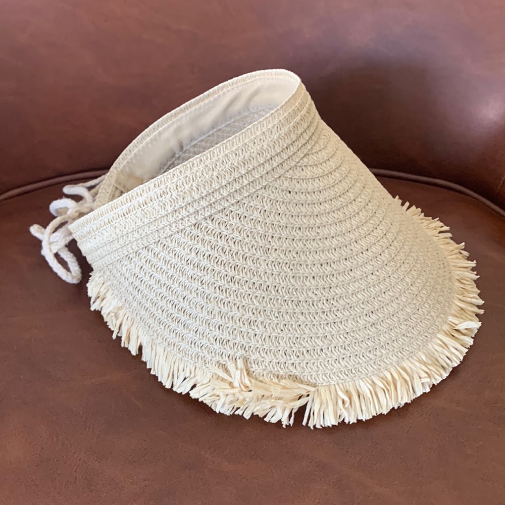 Women’s Straw Visor Hat